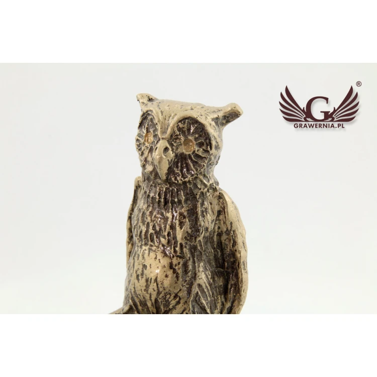 Owl Statuette - Attractive Cast Figurine - Height 12.5 cm