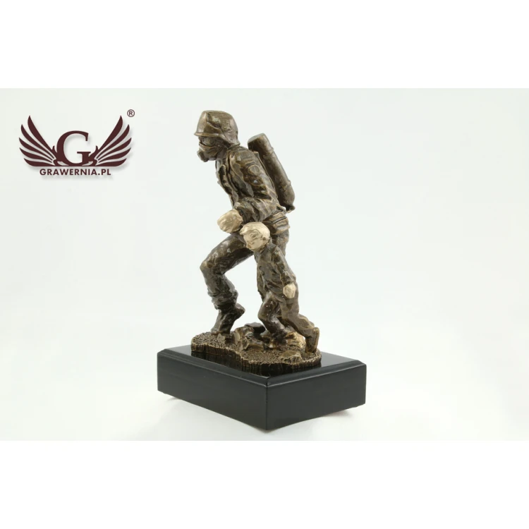 Firefighter with Child Statuette - Attractive Cast Figurine - Height 19.5 cm