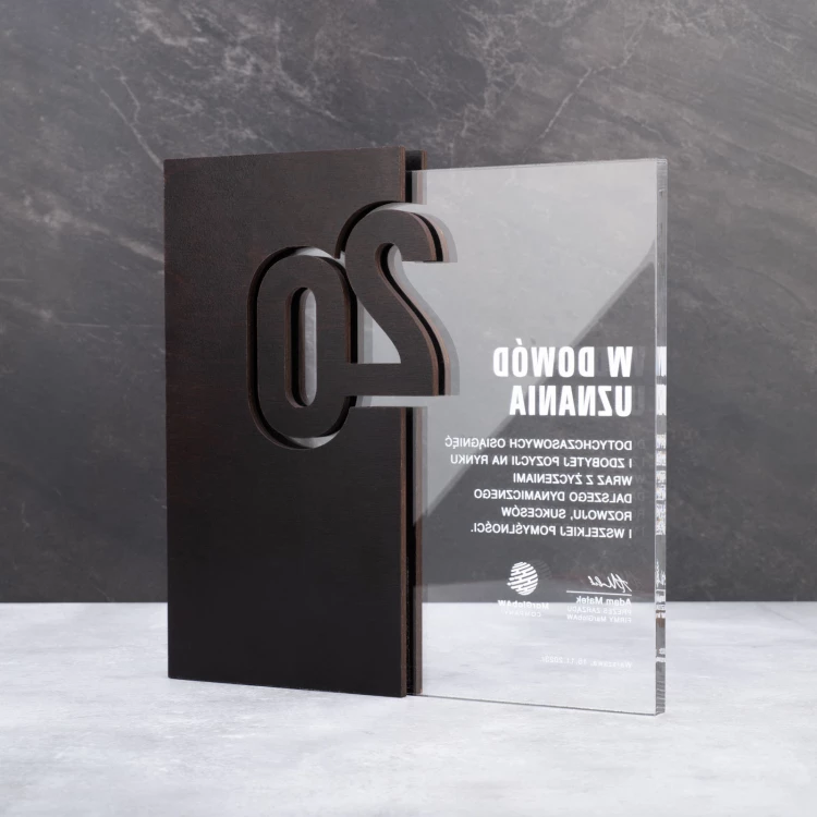 Glass Statuette with Wooden Elements - Anniversary Award for Company - Height 20.8cm - DTA105