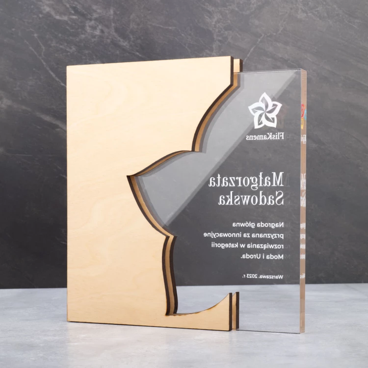 Glass Statuette with Wooden Elements - Anniversary Award for Company - Height 20.8cm - DTA106