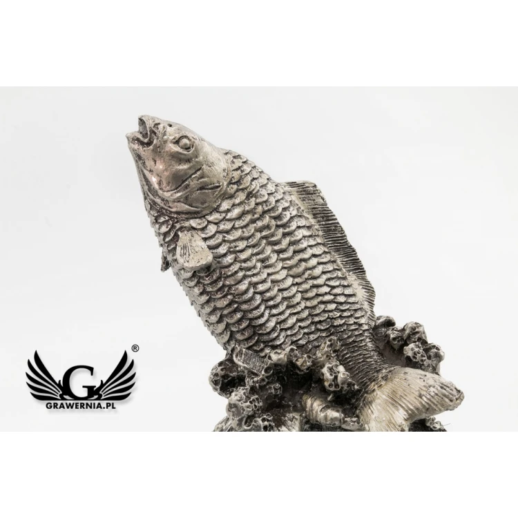Fishing Statuette 1 - Attractive Cast Figurine - Height 20cm - FOL038