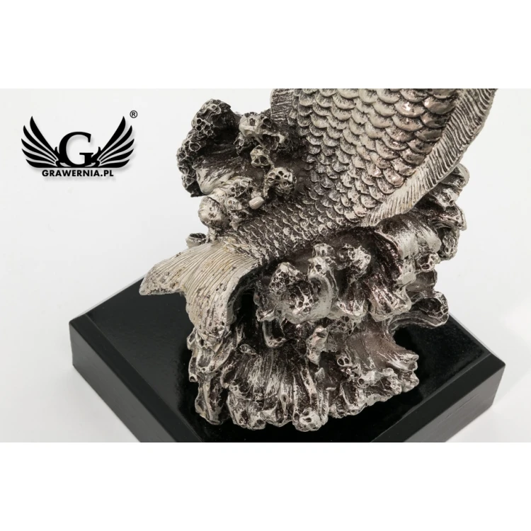 Fishing Statuette 1 - Attractive Cast Figurine - Height 20cm - FOL038