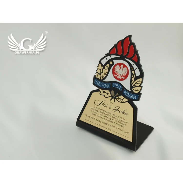 Statue with the State Fire Service badge - model DTA24 - height 16 cm