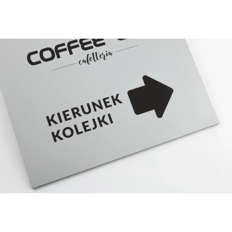 Information sign - queue direction - size 210x297mm (A4) - DIBOND MAT 3mm - UV print - SZUV010