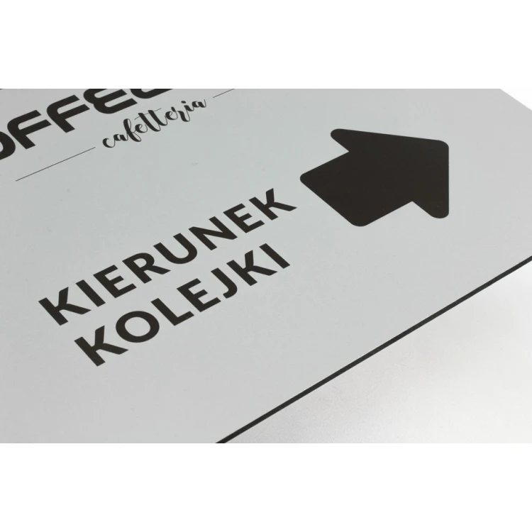 Information sign - queue direction - size 210x297mm (A4) - DIBOND MAT 3mm - UV print - SZUV010