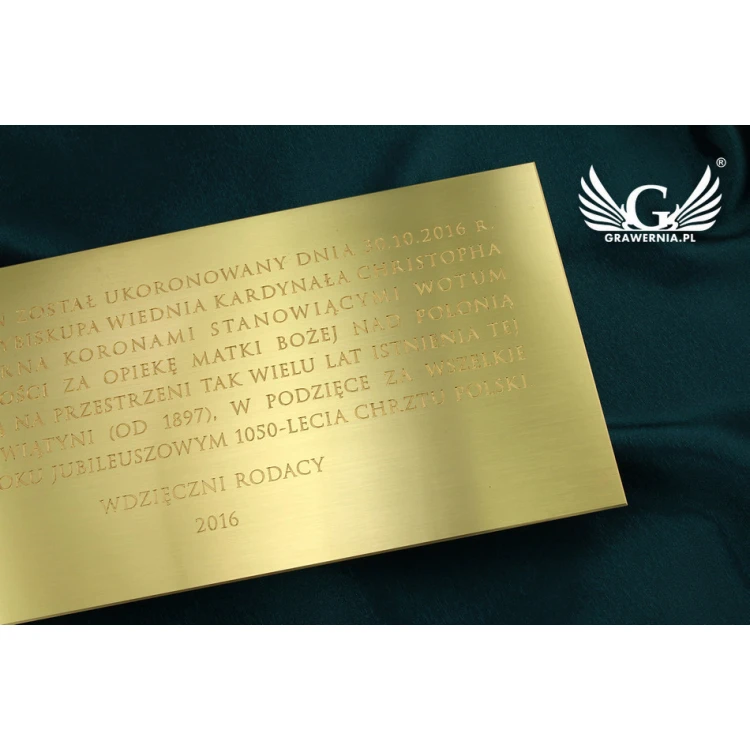 Commemorative Plaque - Brushed and Lacquered Brass - Size 400x200mm
