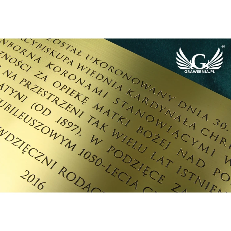 Commemorative Plaque - Brushed and Lacquered Brass - Size 400x200mm