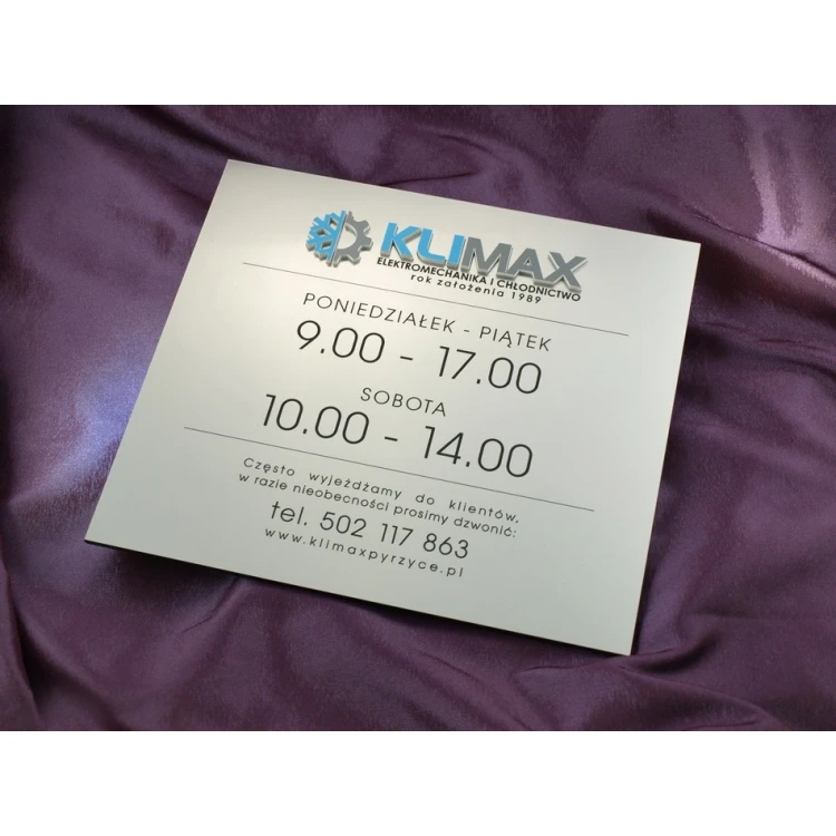 Plaque with embossed logo - SZ038 - size 275x250mm
