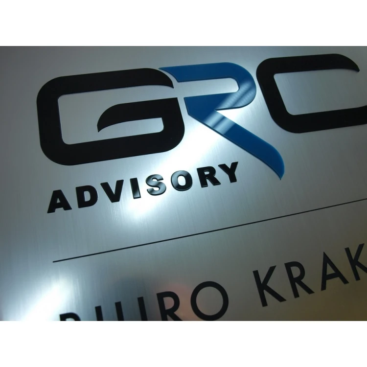 Plaque with embossed logo - SZ039 - size 400x300mm