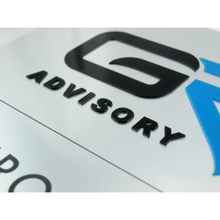 Plaque with embossed logo - SZ039 - size 400x300mm