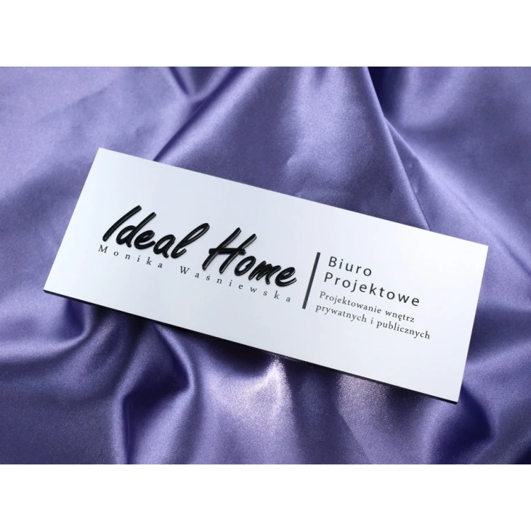Plaque with embossed logo - SZ181 - size 200x80mm