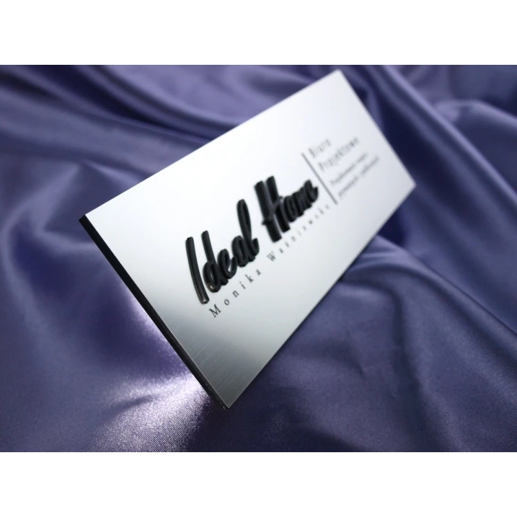 Plaque with embossed logo - SZ181 - size 200x80mm