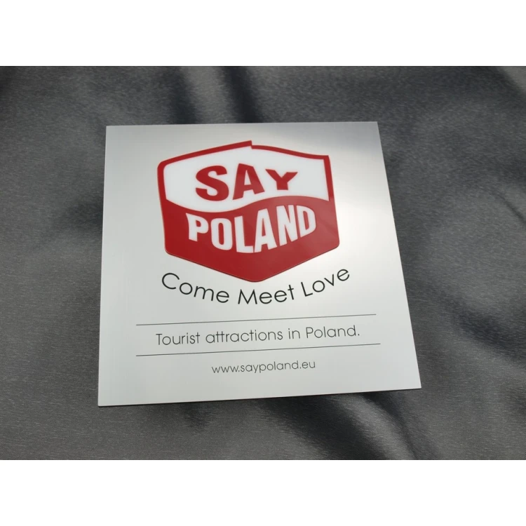 Plaque with embossed logo - SZ051 - size 200x200mm