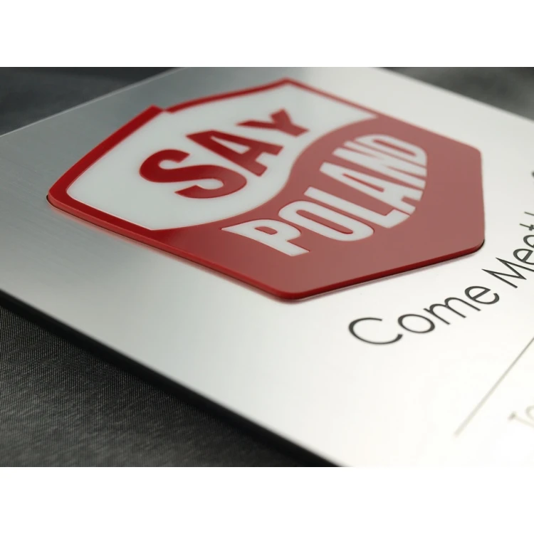 Plaque with embossed logo - SZ051 - size 200x200mm