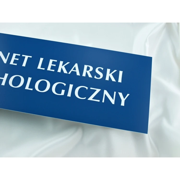 Plaques for medical clinic with room names, logo, numbering - dimensions: 42x15cm