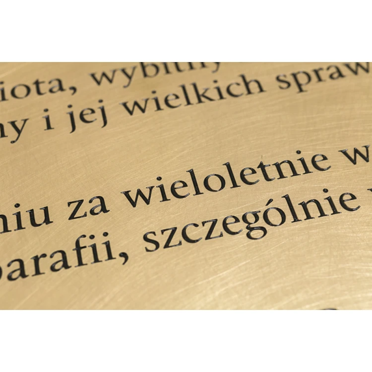 Memorial Plaque with Photo - Brushed and Lacquered Brass - Dimensions 400x300mm - TAB248