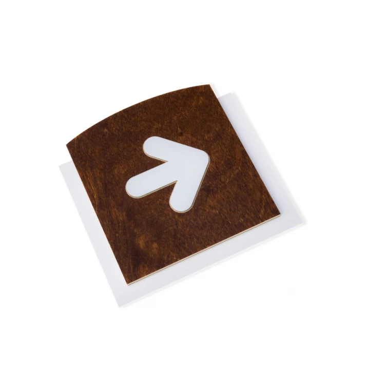 Wooden plaque with embossed pictogram - RIGHT ARROW - dimensions: 120x118mm - TAB438