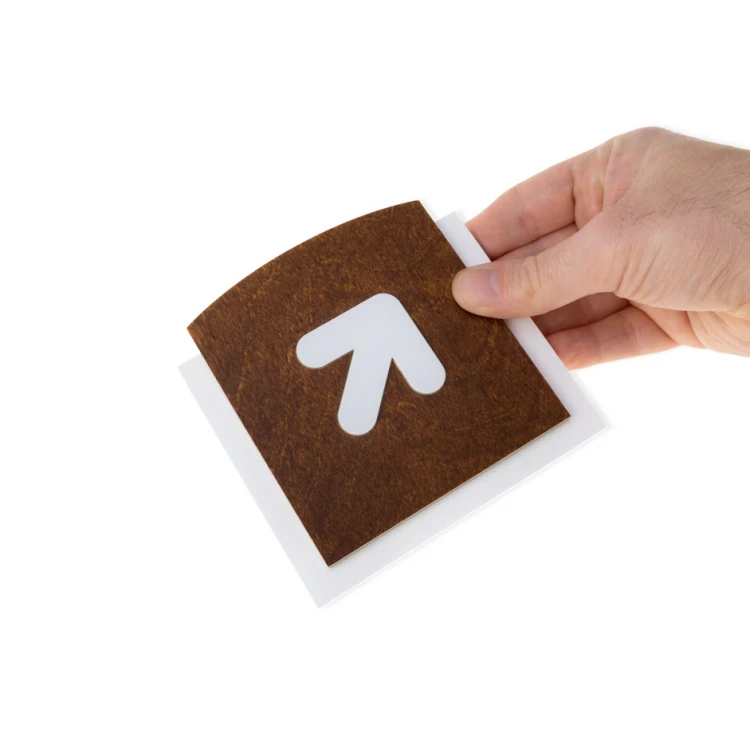 Wooden plaque with embossed pictogram - UP ARROW - dimensions: 120x118mm - TAB439