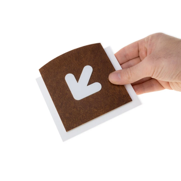 Wooden plaque with embossed pictogram - DOWN ARROW - dimensions: 120x118mm - TAB440