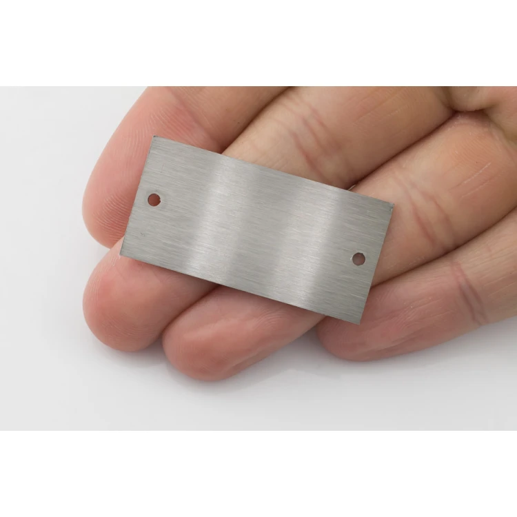 Steel plate with custom engraving - size 40x20x1mm - TS025