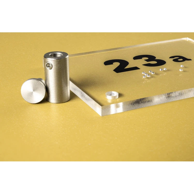 Plexiglass plaque with any numbering and Braille script - size 100x75mm - TAB272