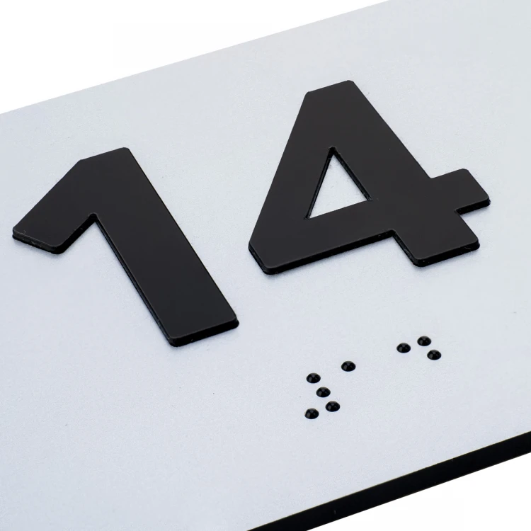Plaque with raised numbering and Braille lettering - silver laminate - dimensions 100x80mm - TAB507
