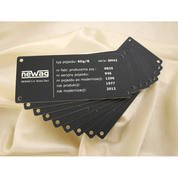 Black nameplate - dimension: 170x74mm