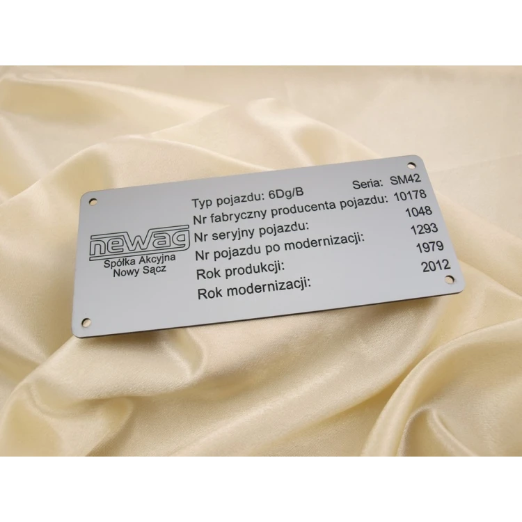 Silver Nameplate G&S - dimensions: 180x80mm