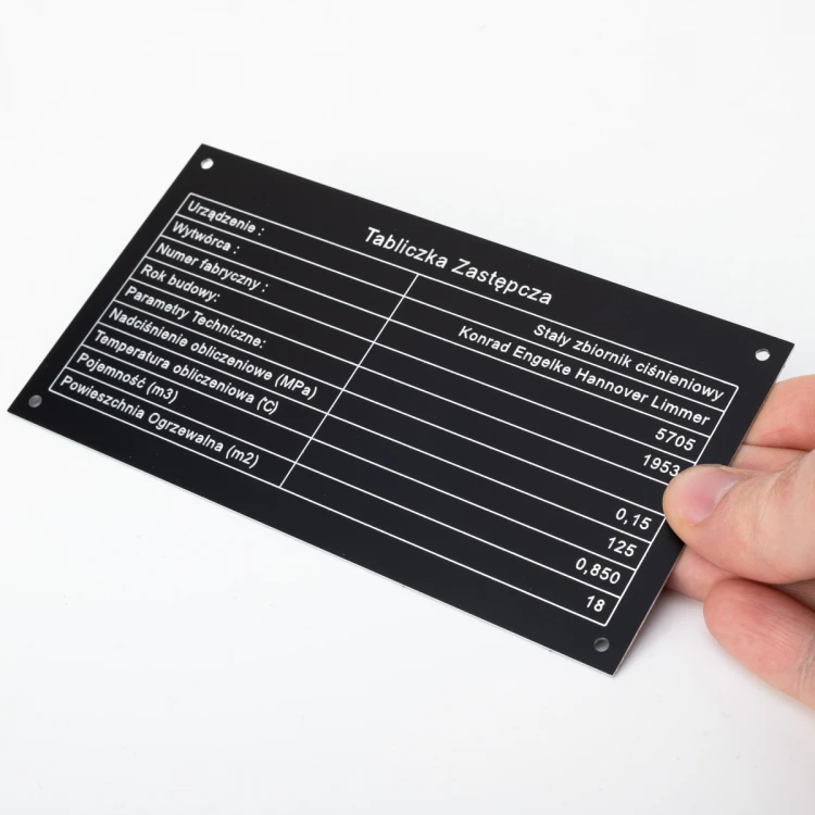 Black Aluminum Nameplate - CNC Engraving - Dimensions: 150x80mm - TZN049