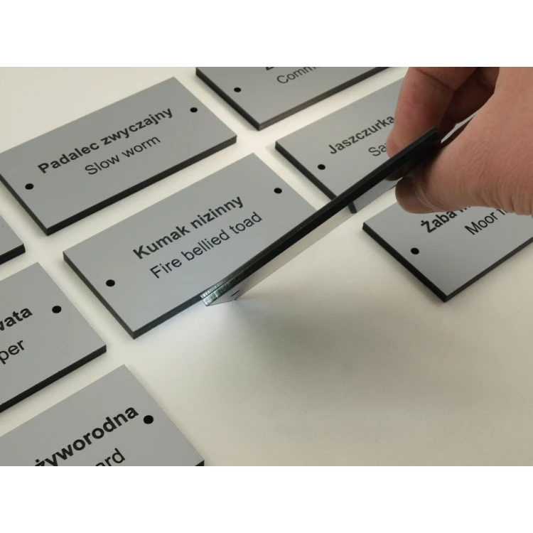 Plaques for terrariums and cages with any engraving - 10x5cm - thickness 4.6mm