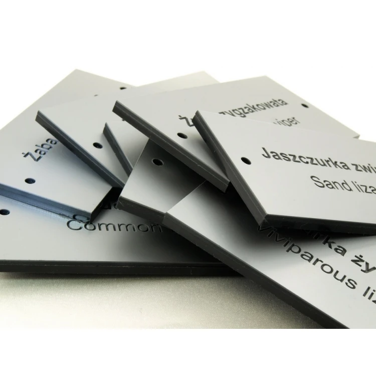 Plaques for terrariums and cages with any engraving - 10x5cm - thickness 4.6mm