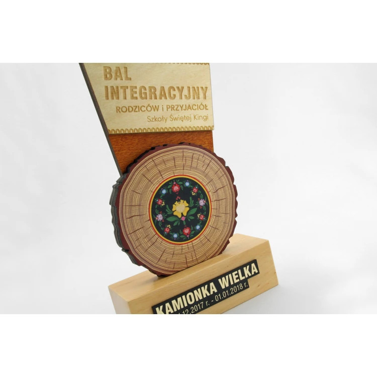 Wooden Trophy - FOLK - model DTA46 - height 21.5cm
