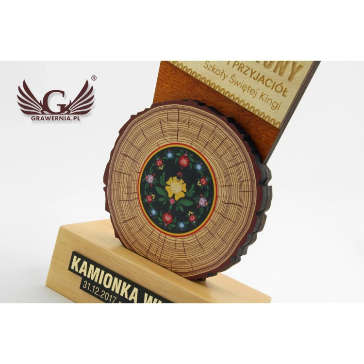 Wooden Trophy - FOLK - model DTA46 - height 21.5cm
