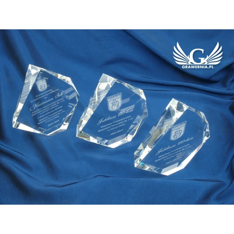 Glass Trophy in Case - DIAMOND