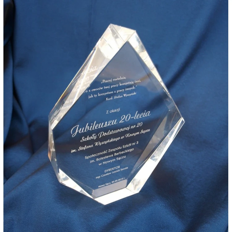 Glass Trophy in Case - DIAMOND
