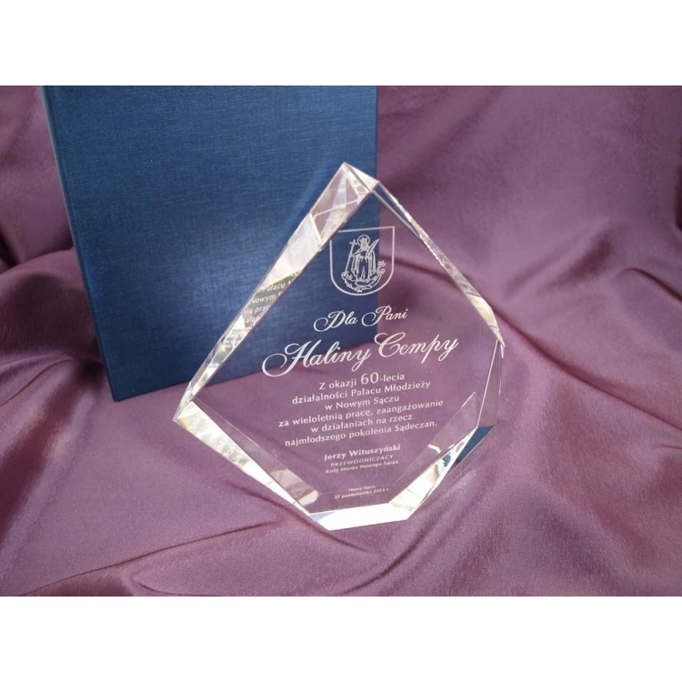 Glass Trophy in Case - DIAMOND