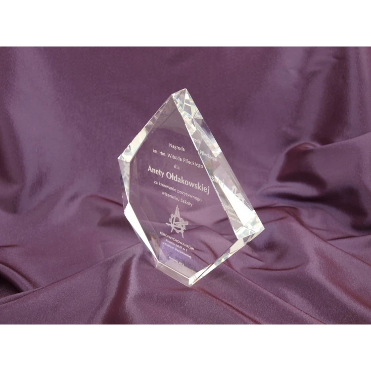 Glass Trophy in Case - DIAMOND