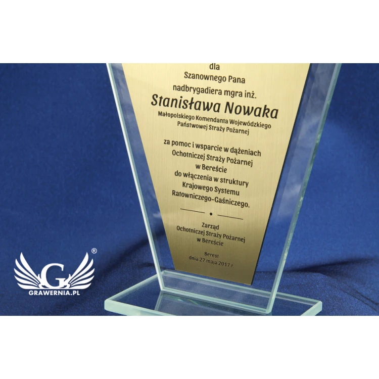 Xanti Glass Trophy with Laminate and Embossed Logo