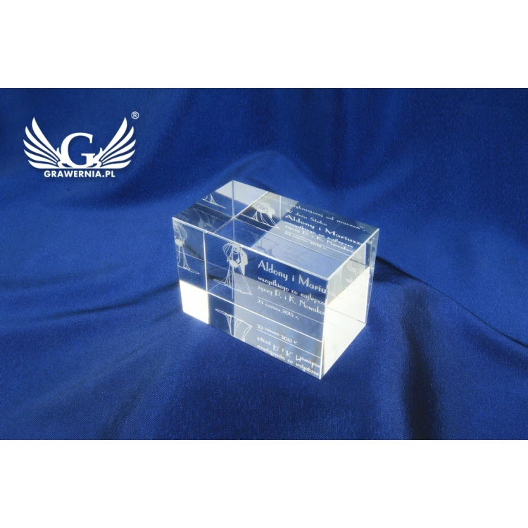 Neli Glass Trophy - Wedding Gift