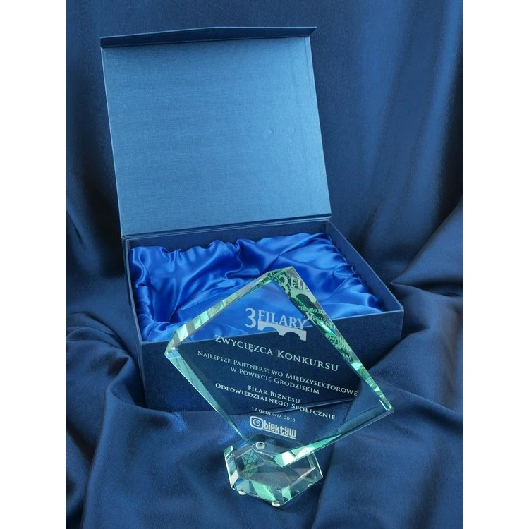 Glass Trophy in Case - QUARTET BIG