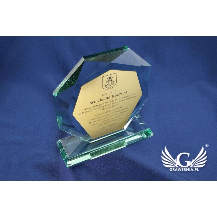 Glass Trophy - ROLAND with Engraving Laminate