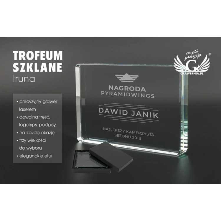 Glass Trophy in Case - Iruna - TSZ101