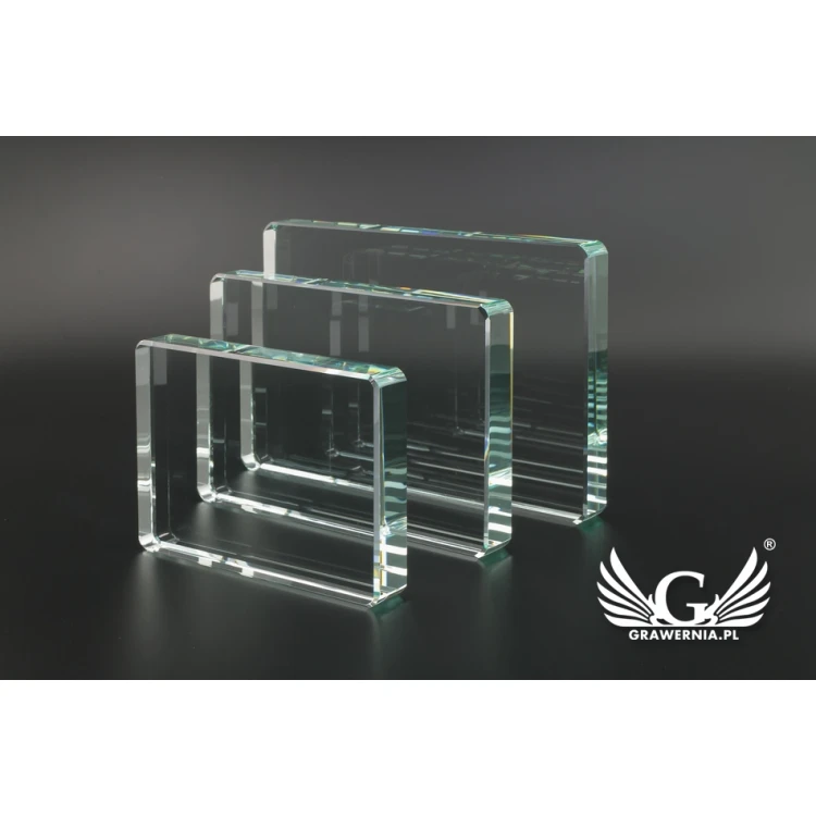 Glass Trophy in Case - Iruna - TSZ101