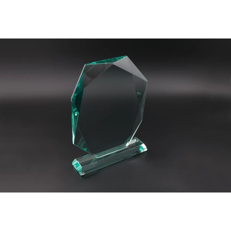 Glass Trophy in Case - Isola - TSZ118