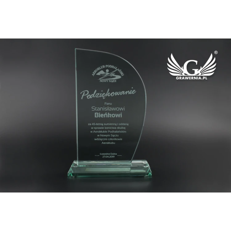 Glass Trophy in Case - Maxima