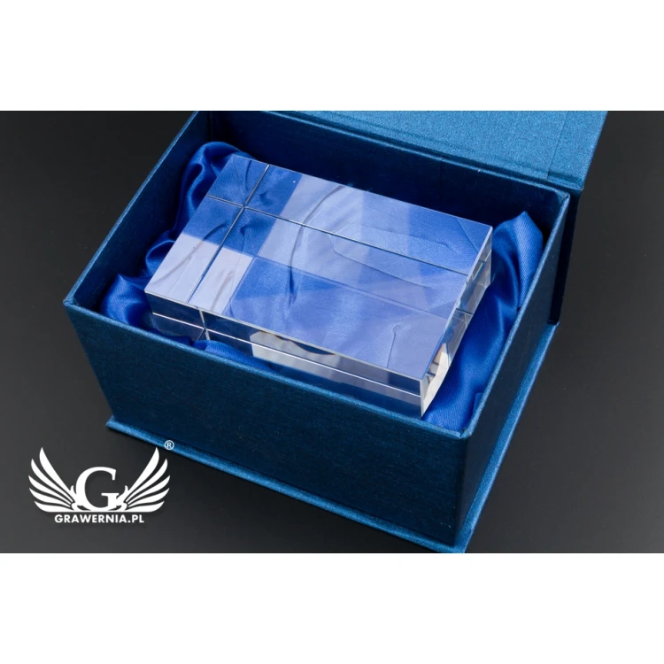 NELI Glass Trophy in Case - First Holy Communion Souvenir - TSZ065