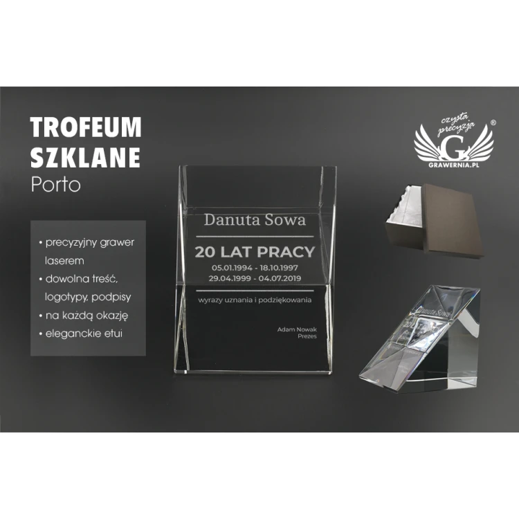 Glass Trophy in Case - Porto - TSZ090