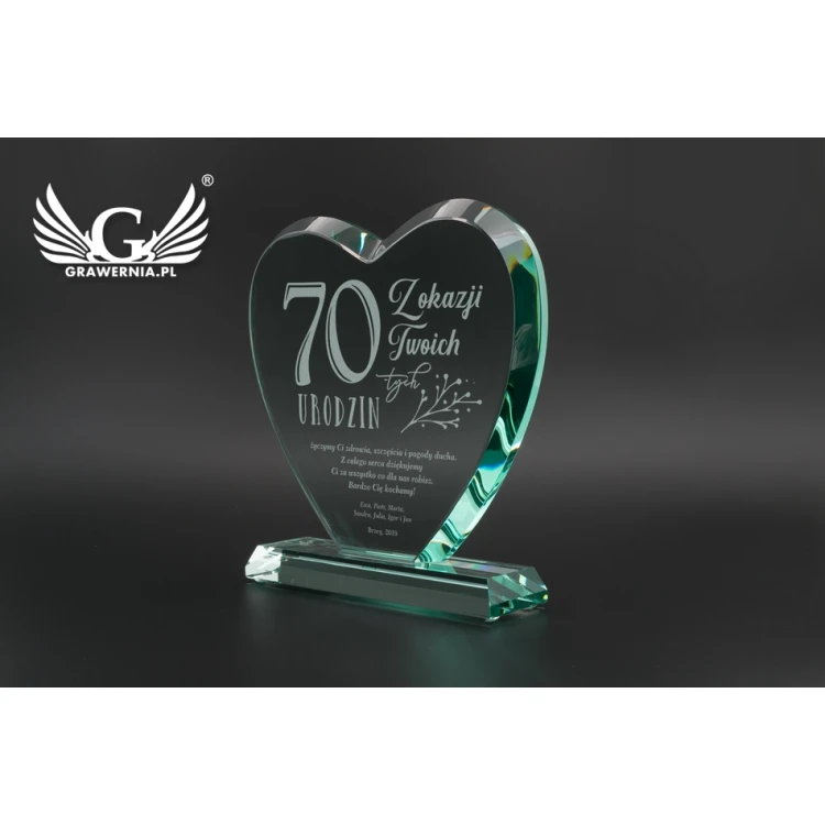 Glass Trophy in Case - HEART 3 - BIRTHDAY - TSZ094