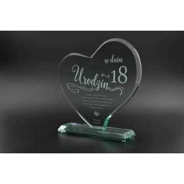 Glass Trophy in Case - HEART 4 - TSZ071