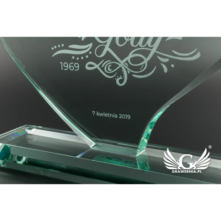 Glass Trophy in Case with Photo - HEART 4 - TSZ072